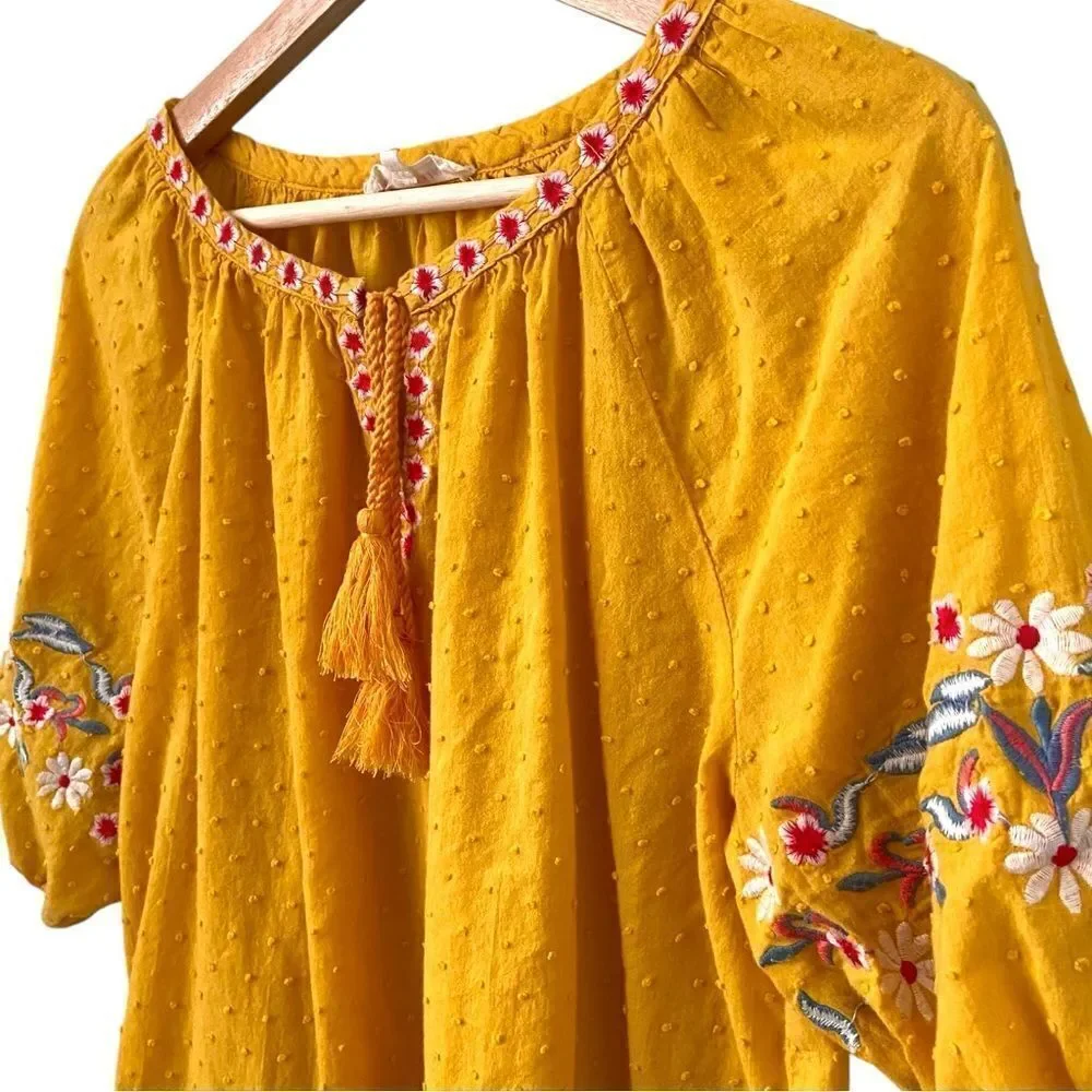 Solitaire Embroidered Mustard Yellow Women's Top in Size Medium - Picture 3 of 7